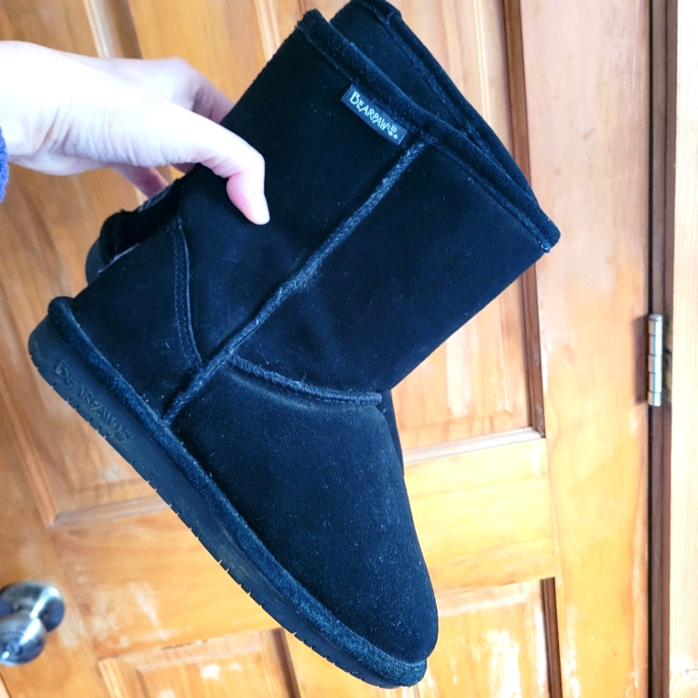 Bearpaw Youth Black Boots, Size 5